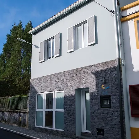 Victoria 3* Furnas (Azores)
