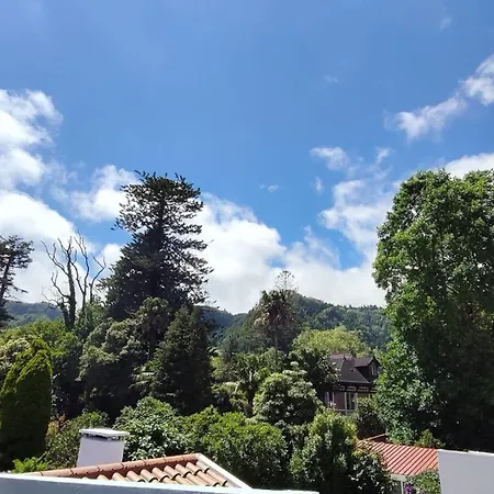 Victoria 3* Furnas (Azores)